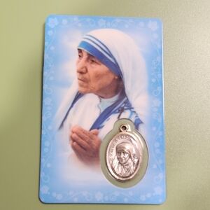 Mother Teresa Prayer Card with Silver Medal